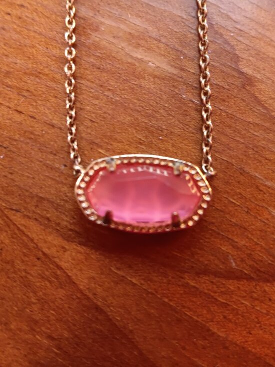 Kendra Scott Jewelry - Kendra Scott Necklace